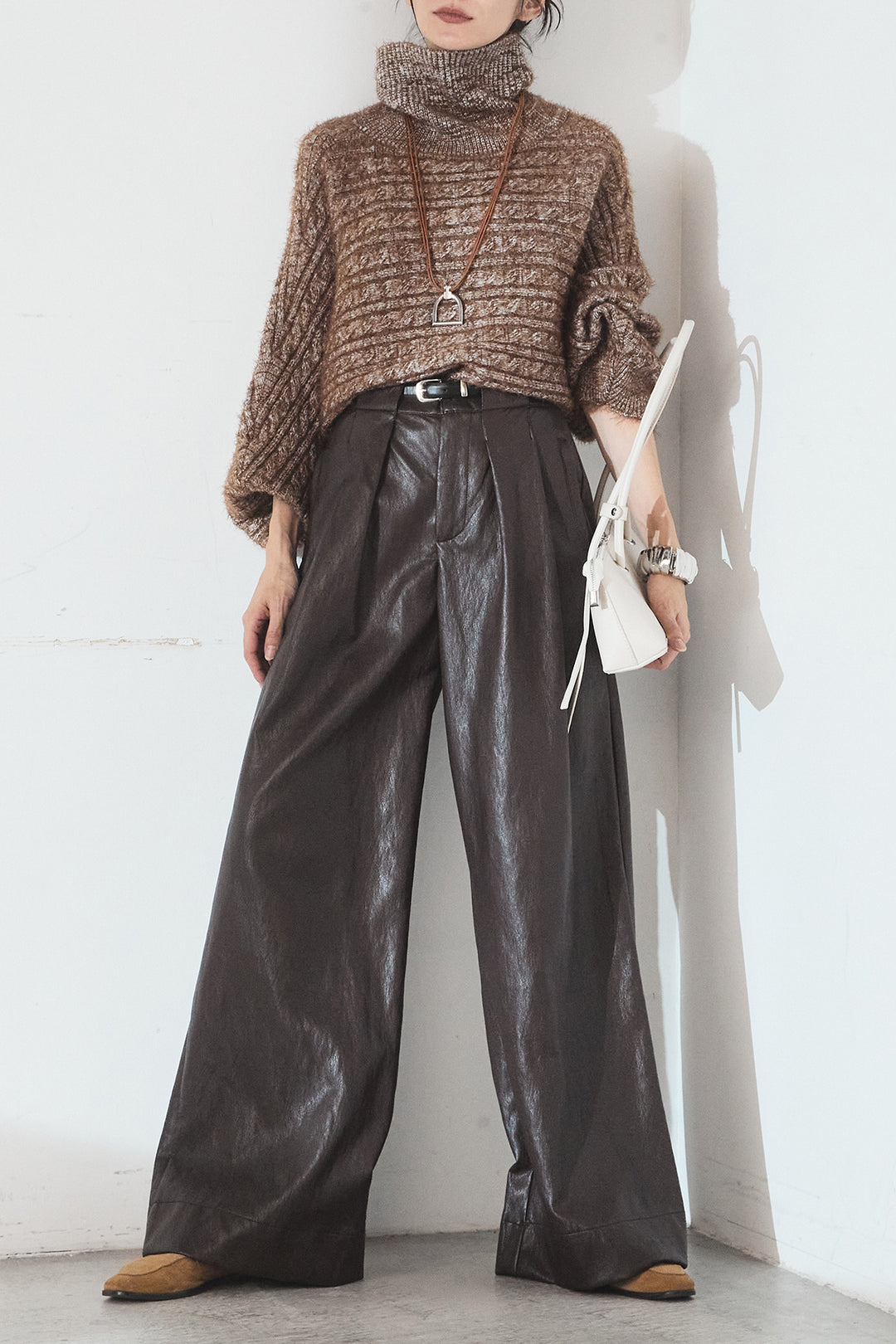 [SET]ミックス編みドルマンニットトップス+ベルト付きレザーライクタックパンツ(2set)
