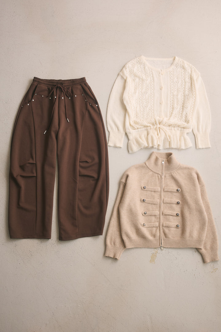 【着回しセット】[SET]裾フリル透かし編みニットカーディガン+ナポレオンボタンハイネックニットブルゾン+スタッズ付きニーサイドタックスウェットパンツ(3set)