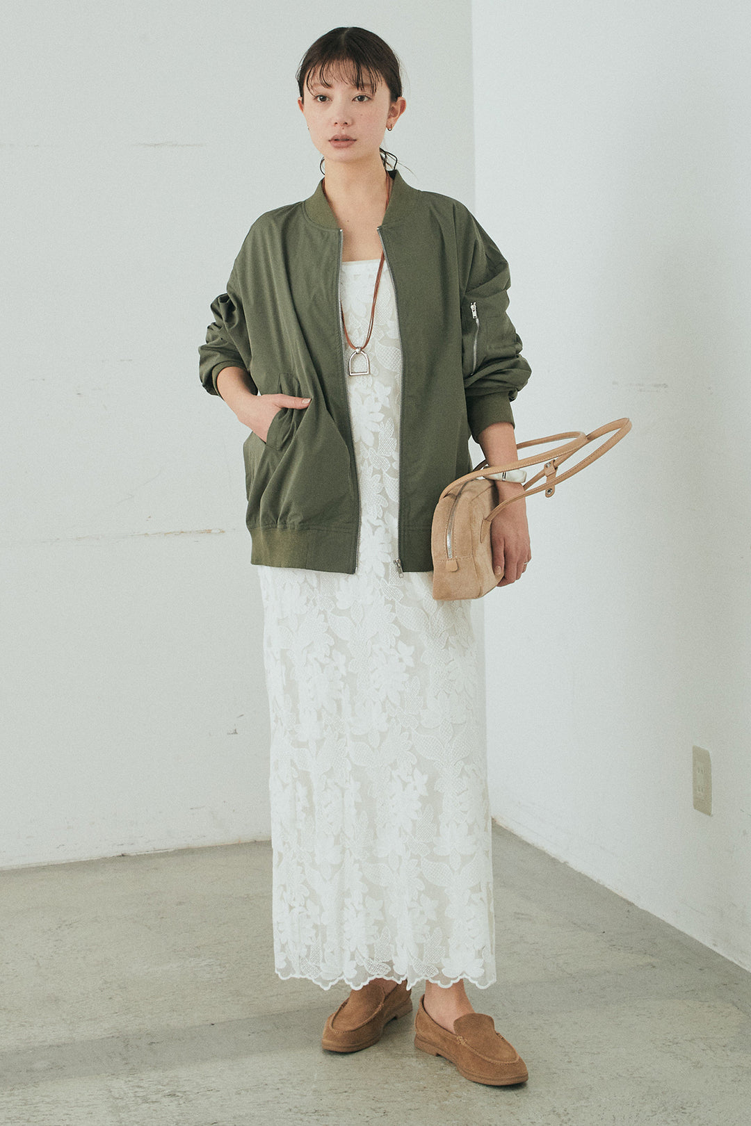 [SET]袖シャーリングオーバーサイズMA1+総レースキャミワンピース(2set)