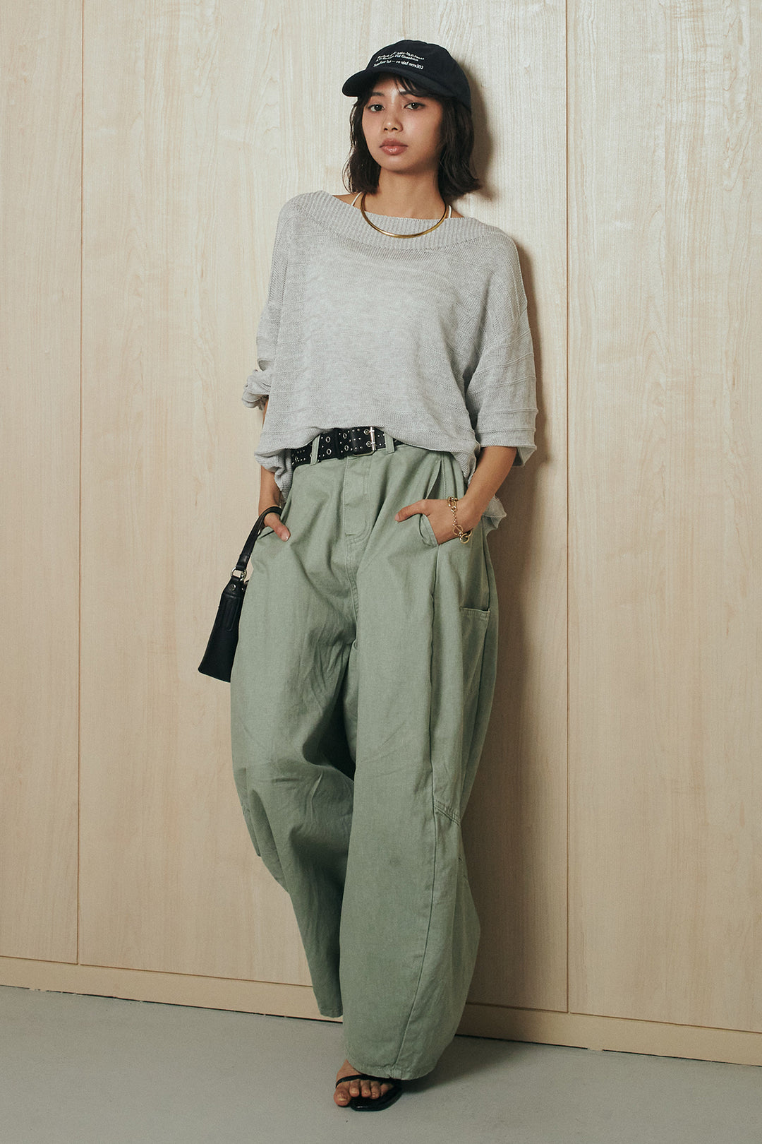 [SET]麻混リラックスニットトップス+ベルト付きカラーデニムパンツ(2set)