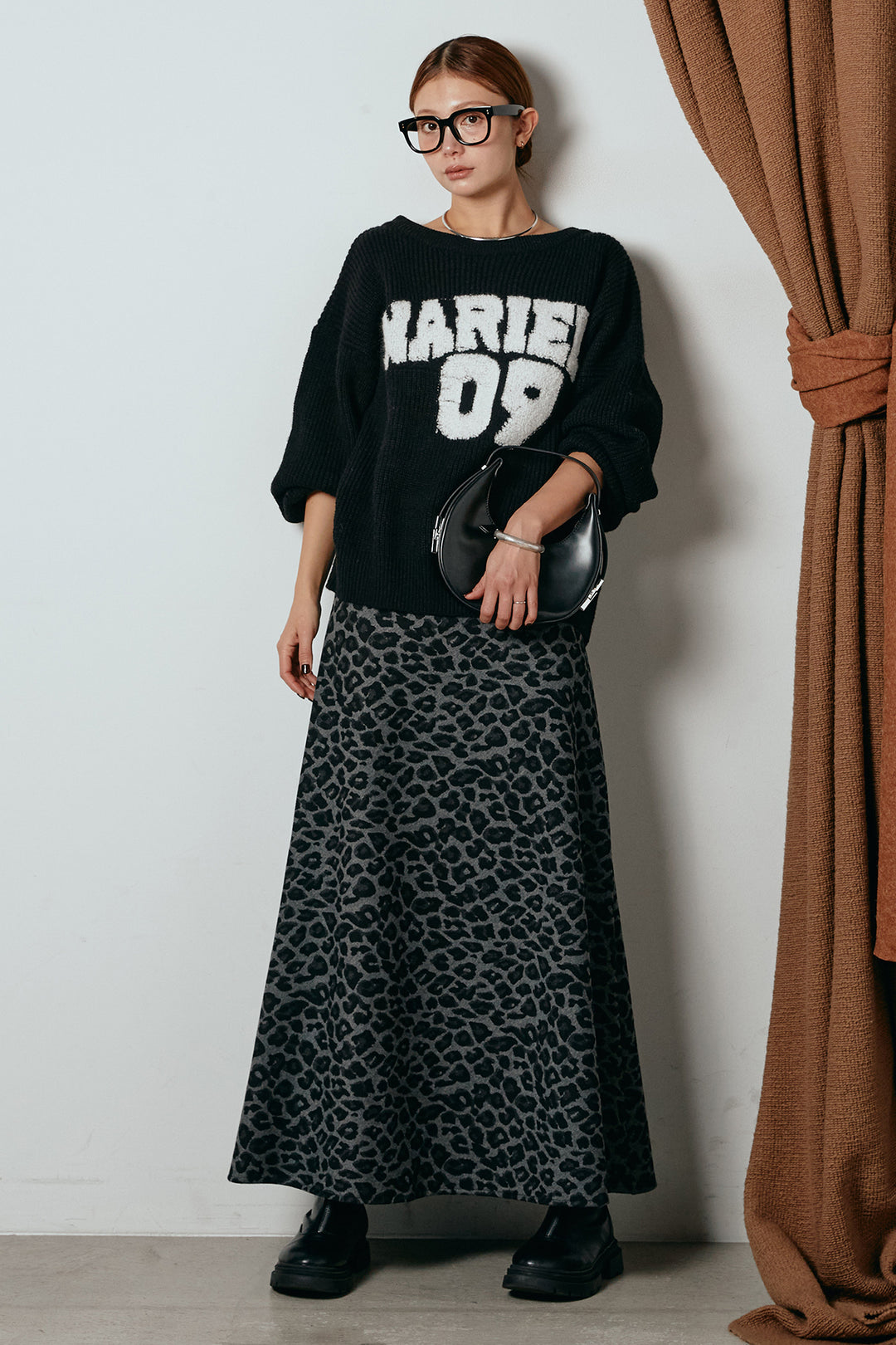 [SET]ロゴジャガードニットトップス+レオパードロングスカート(2set)