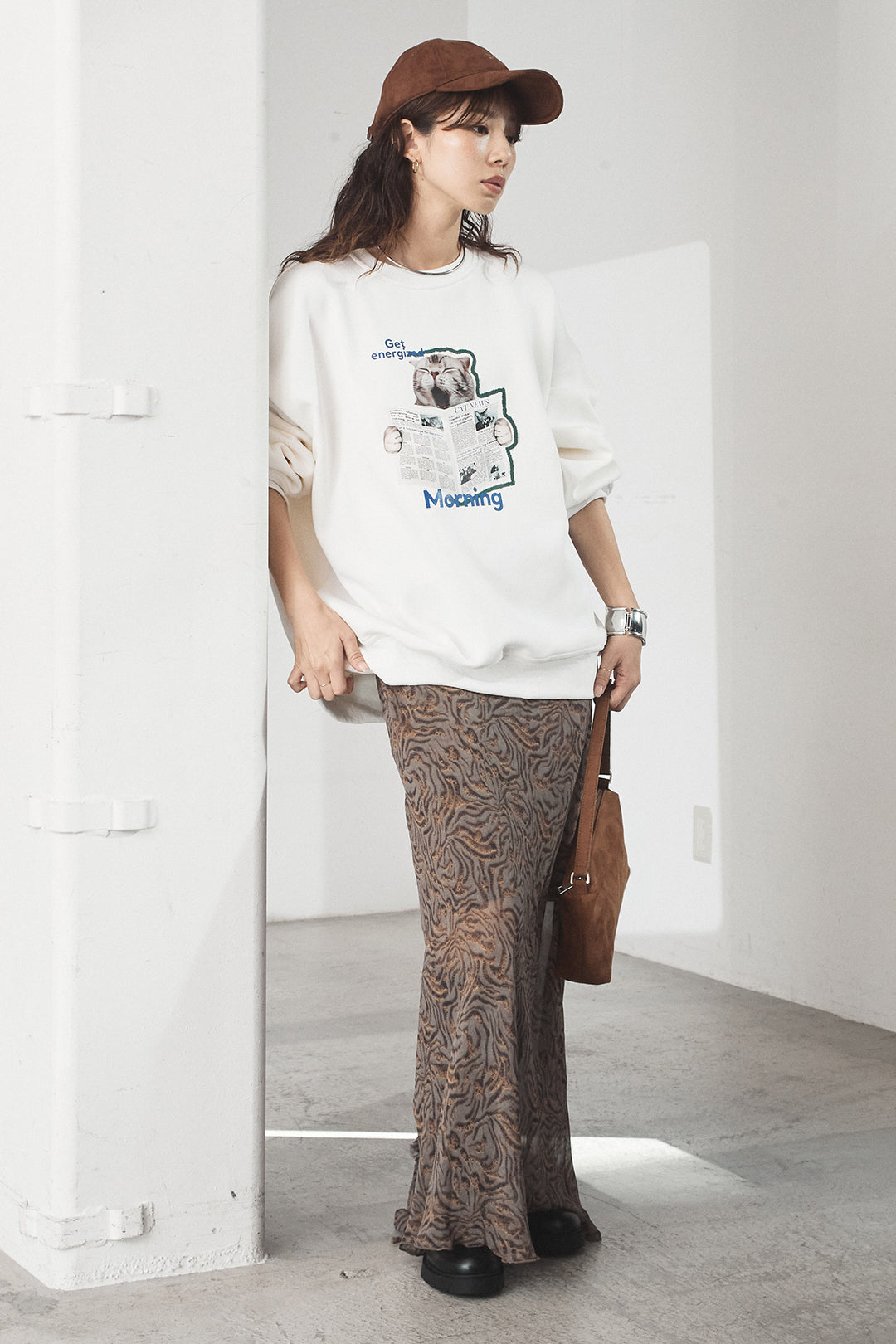 [SET]裏起毛モーニングキャットプリントスウェット+抽象柄ロングスカート(2set)