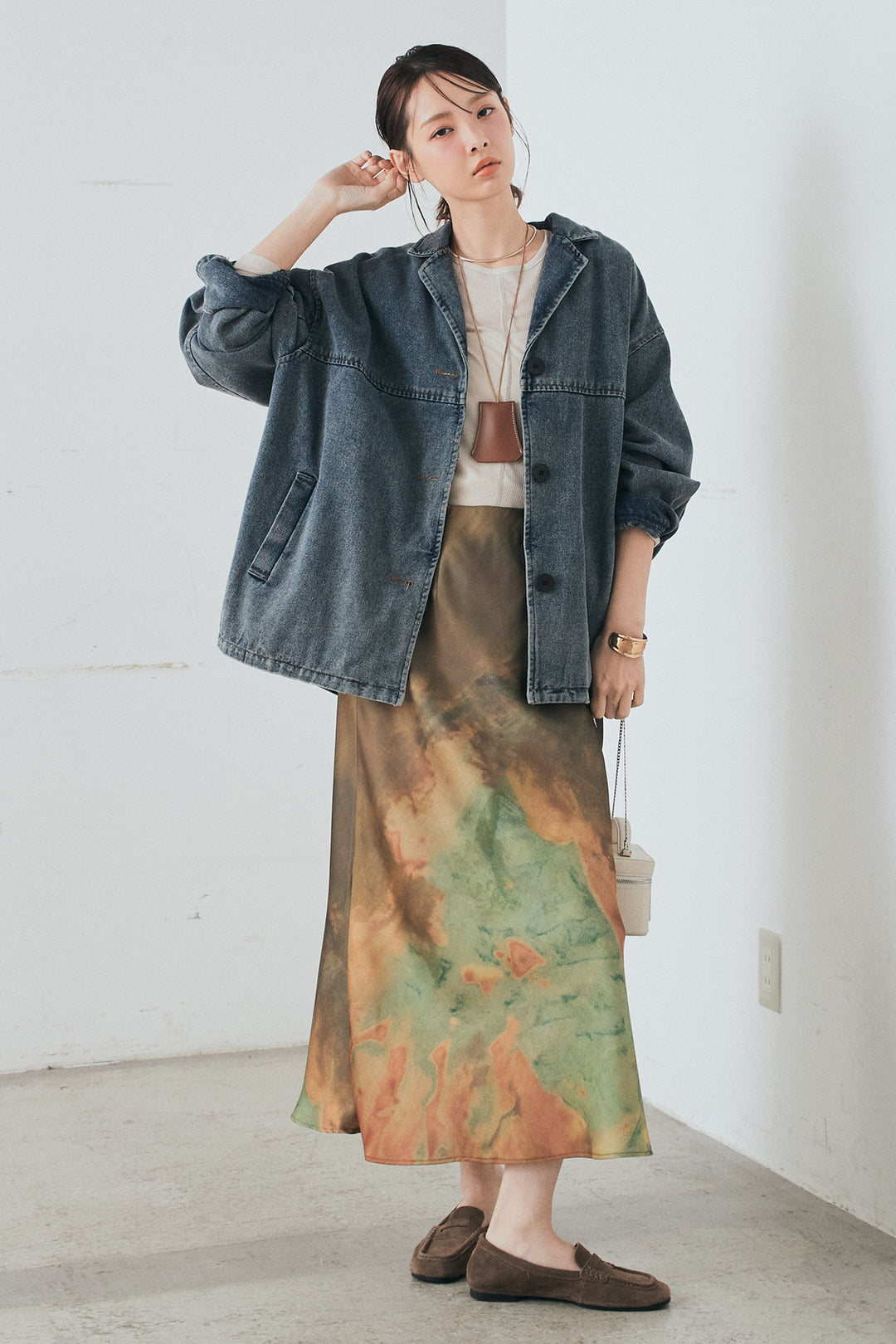 [SET]オーバーデニムジャケット+ニュアンス柄サテンスカート(2set)
