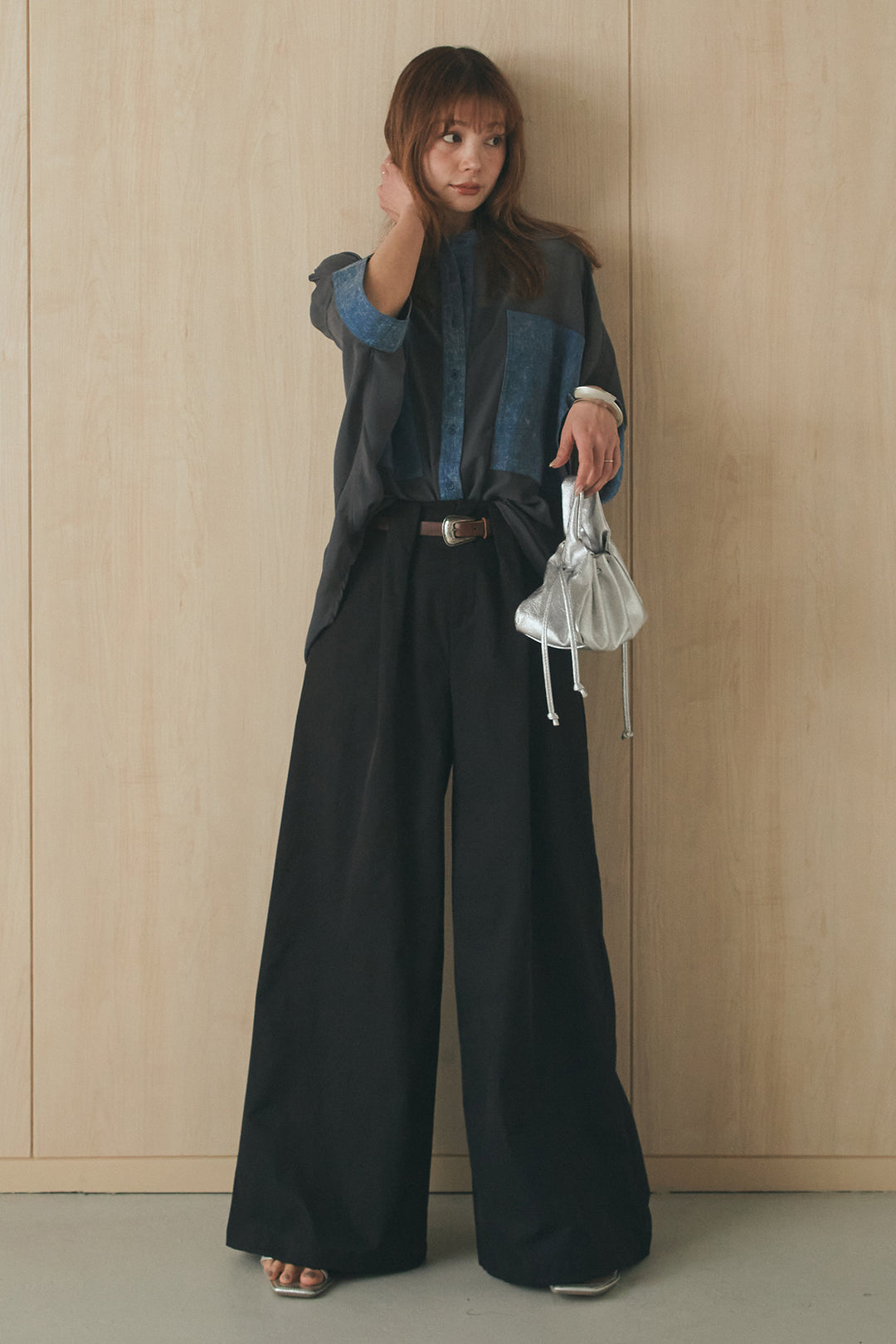 [SET]デニムライクビッグツーポケシアーシャツ+ベルトループデザインハイウエストタックパンツ(2set)