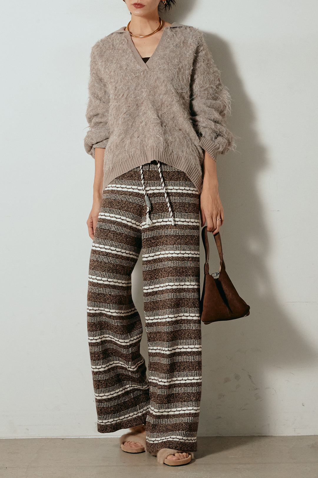 [SET]襟付きシャギーニットポロトップス+マルチライン柄リラックスニットパンツ(2set)
