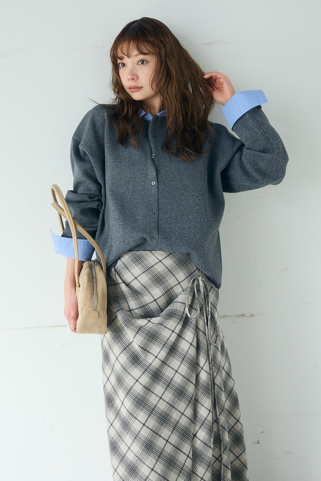 [SET]シャツレイヤード風カーディガン+タータンチェック柄フロントデザインスカート(2set)