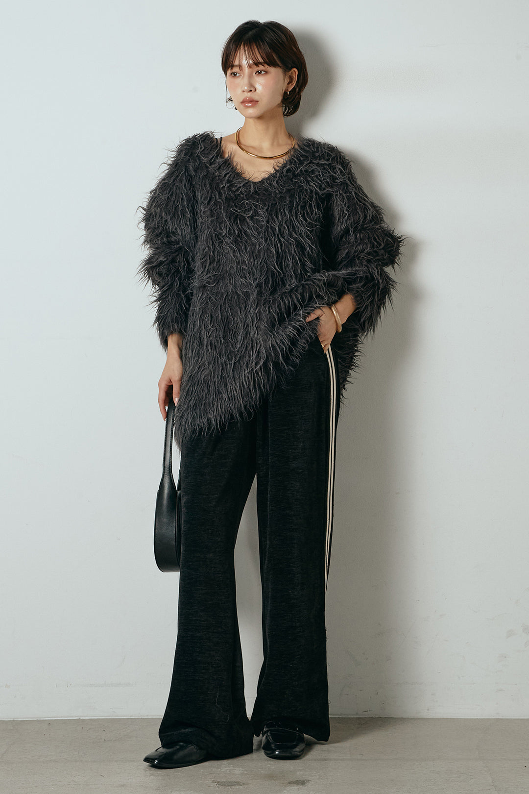 [SET]深Vネックシャギーニットトップス+リラックスサイドラインベロアワイドパンツ(2set)