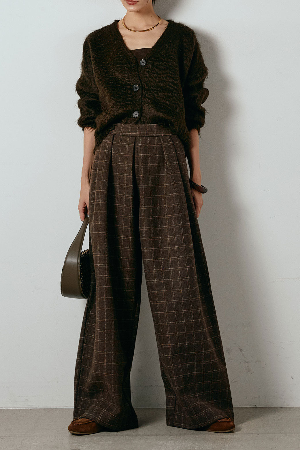 起毛ボタンニットカーディガン/コーヒー