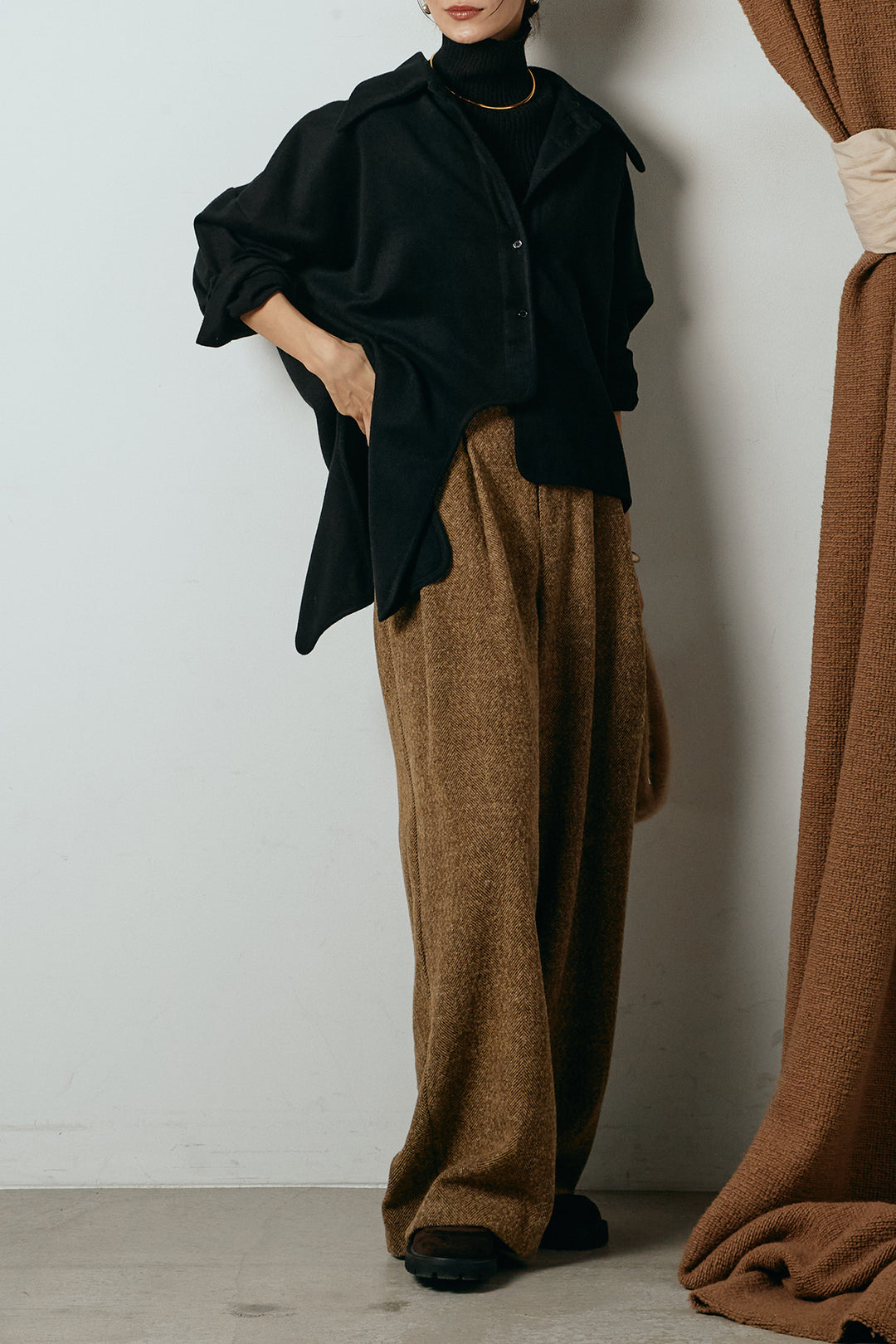 [SET]裾アシンメトリーデザインシャツ+タックツイードワイドパンツ(2set)