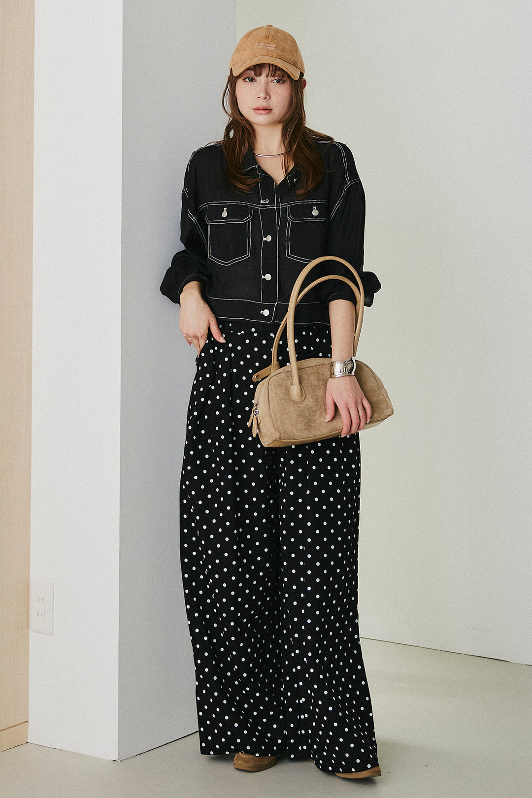 [SET]配色ステッチシアーシャツ+ベルト付きドット柄ワイドパンツ(2set)