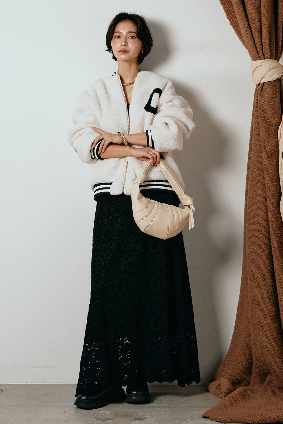 [SET]ロゴスタジャンボアブルゾン+花柄刺繍ベロアフレアスカート(2set)