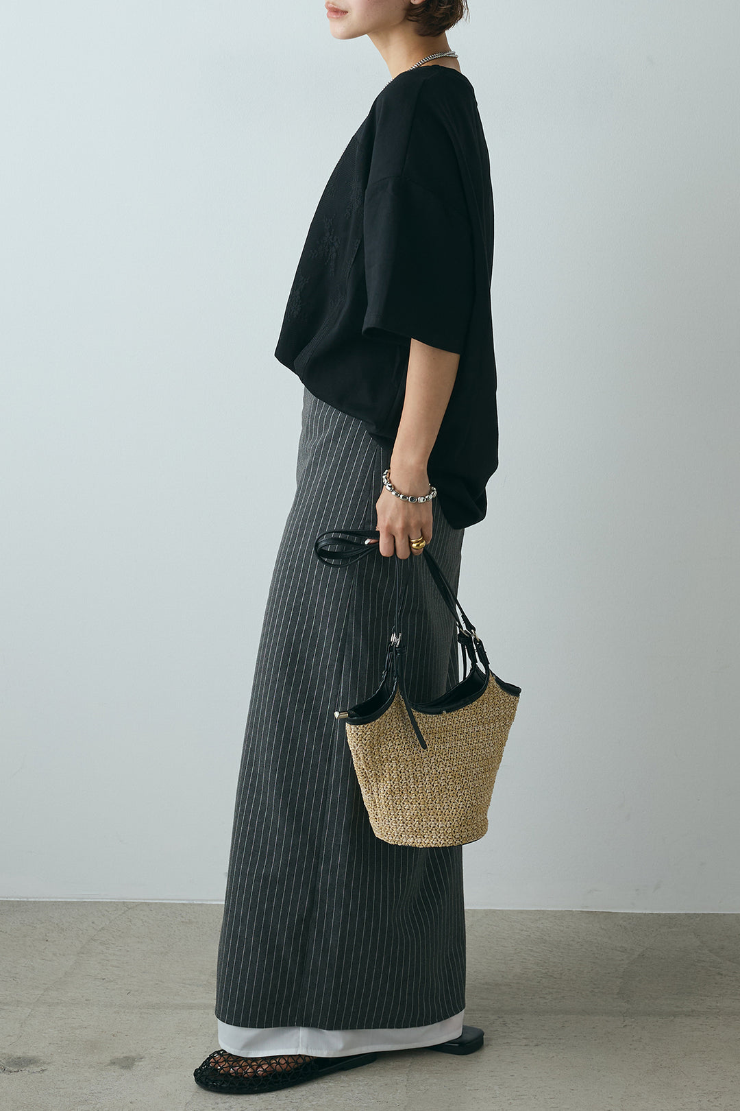 [SET]スクエアレース刺繍Tシャツ+ストライプストレートスカート(2set)