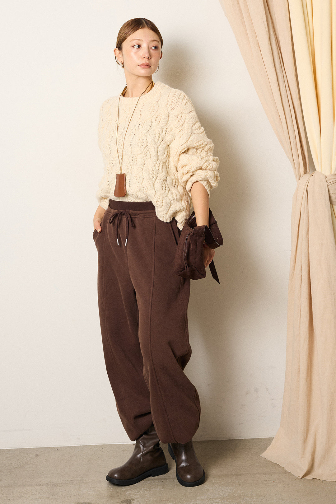 [SET]ケーブルリラックスショートニット+スウェットワイドカーブパンツ(2set)