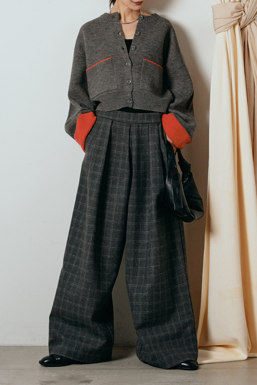 [SET]アルパカタッチダブルフェイスカーディガン+ウールライクチェックタックパンツ(2set)