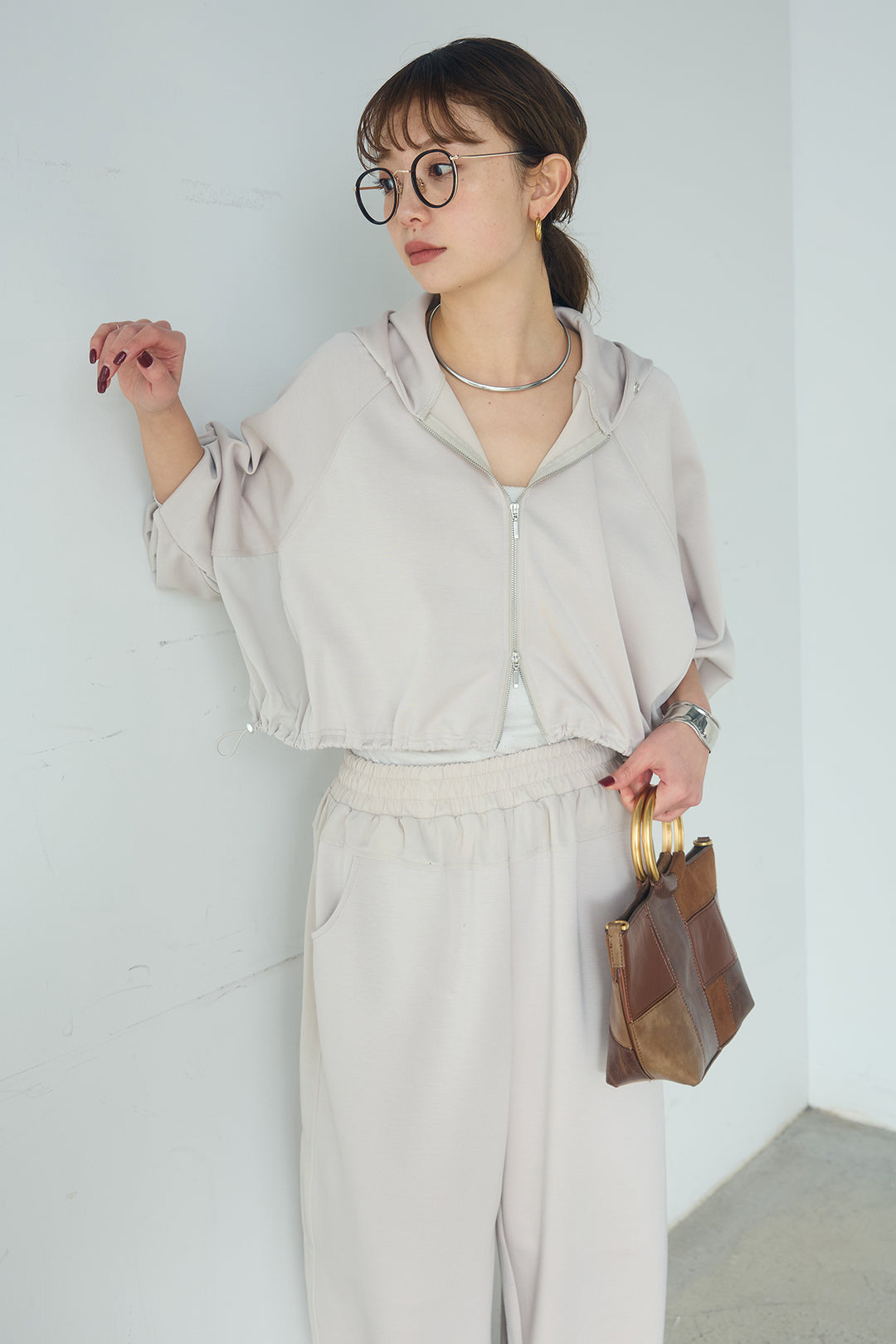 [SET]ドルマンショートフーディー+異素材切り替えスウェットパンツ(2set)