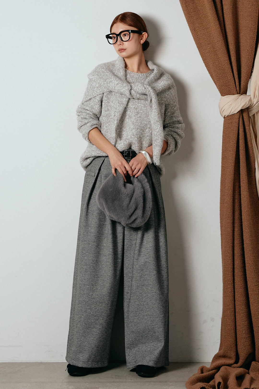 [SET]スカーフ付きミックスニットトップス+細ベルト付き起毛タックワイドパンツ(2set)