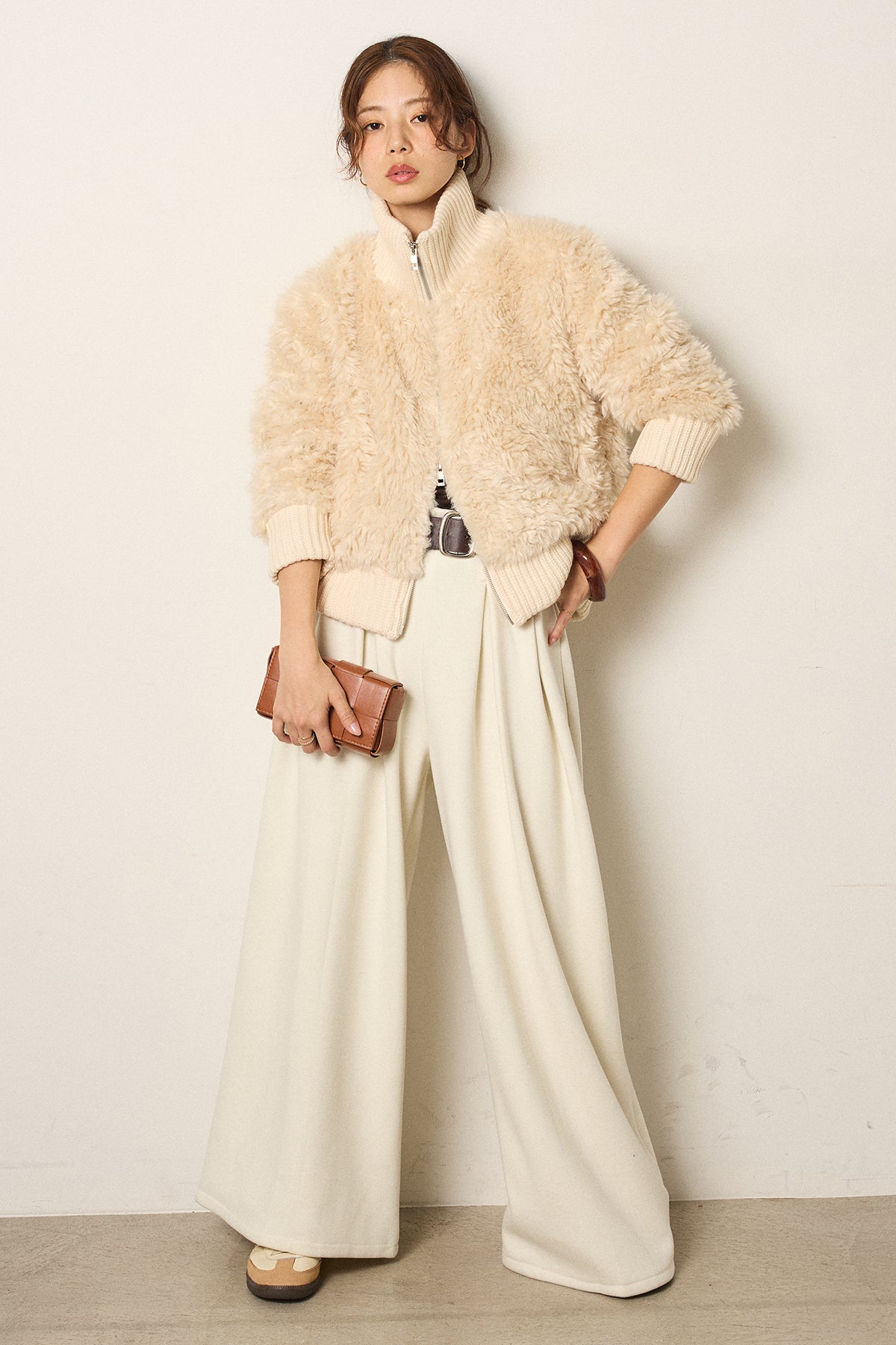 即納】ハイネックボアブルゾン – ESICA