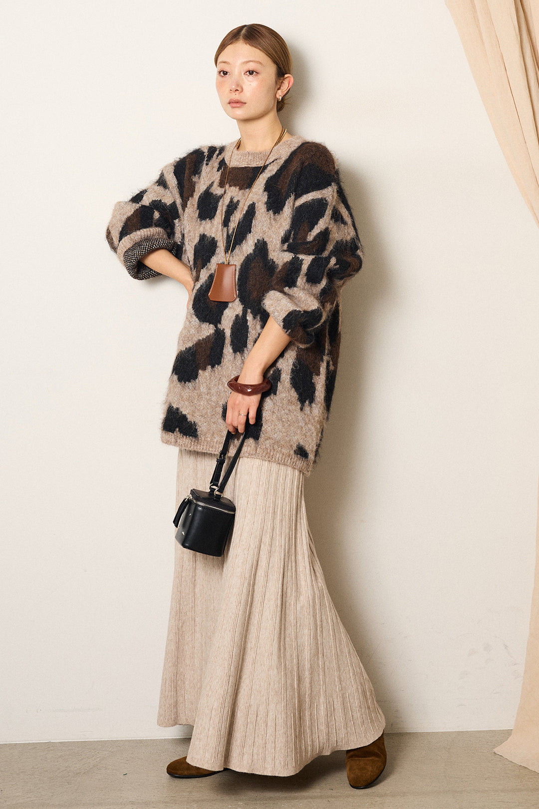 [SET]ルーズアニマルモヘアニットトップス+編み地切り替えフレアニットスカート(2set)