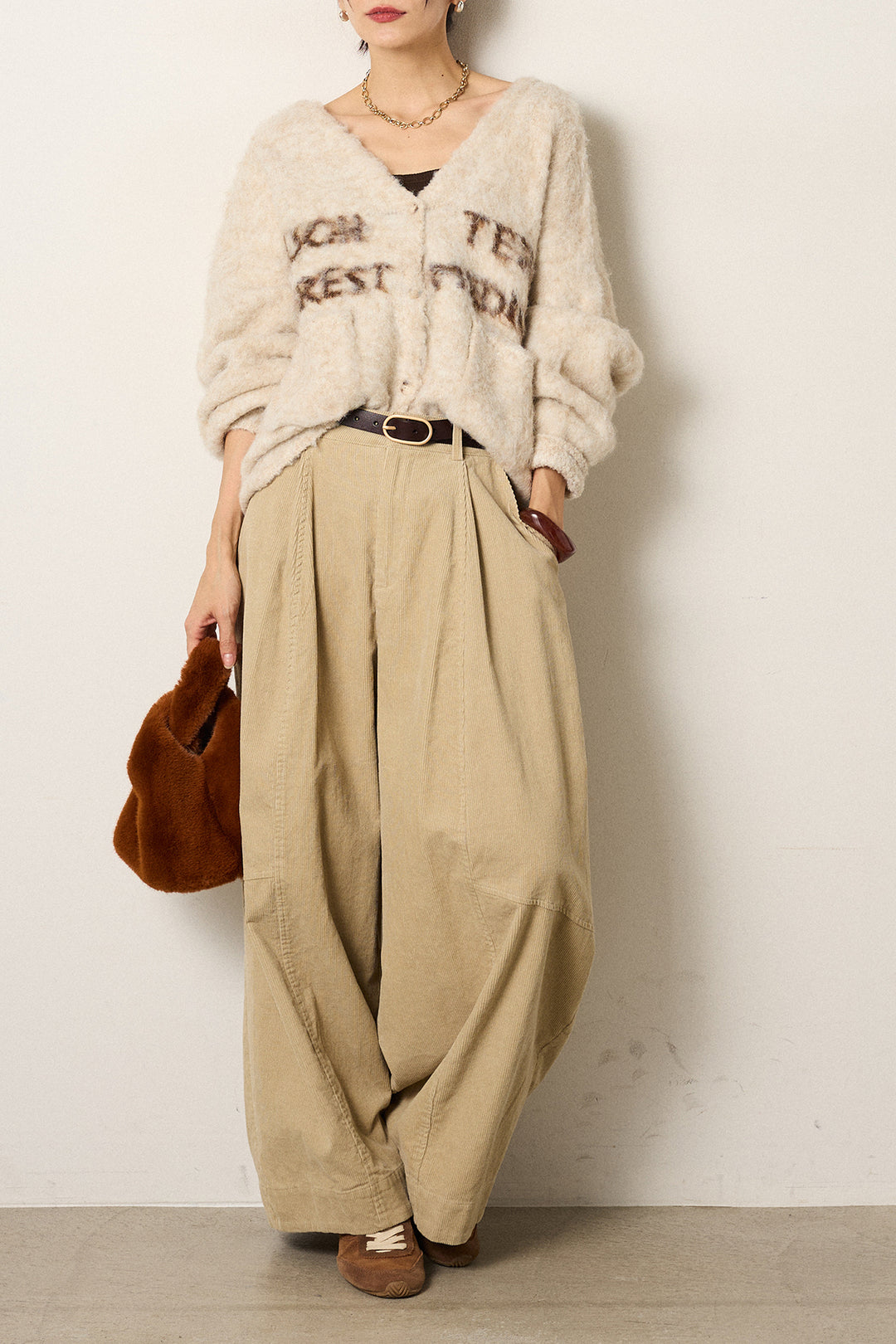 [SET]ウール混透かしロゴニットカーディガン+タック入りコーデュロイワイドパンツ(2set)