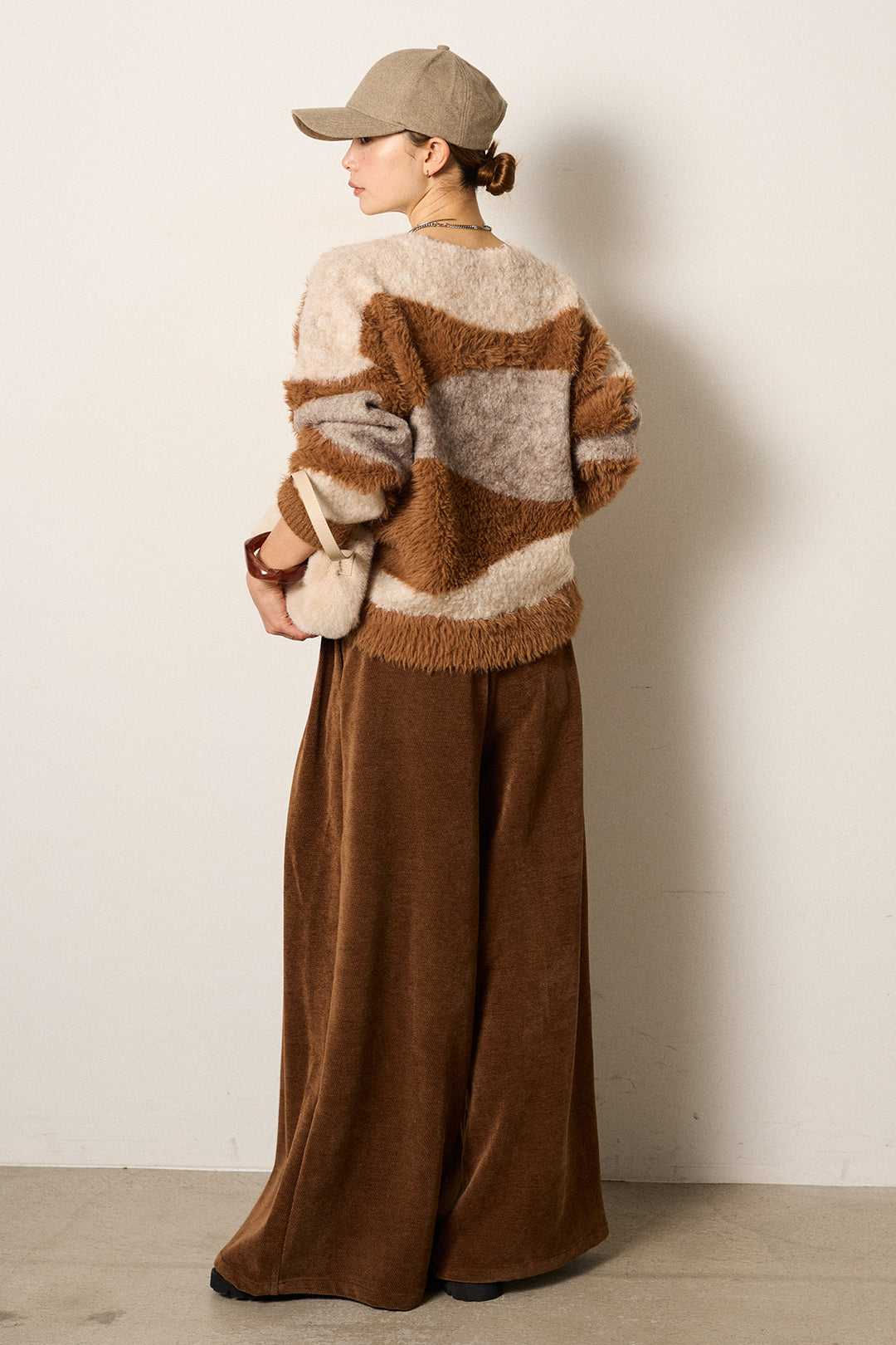 [SET]シャギーウェーブ柄クルーネックニットトップス+ベルトループコーデュロイワイドパンツ(2set)