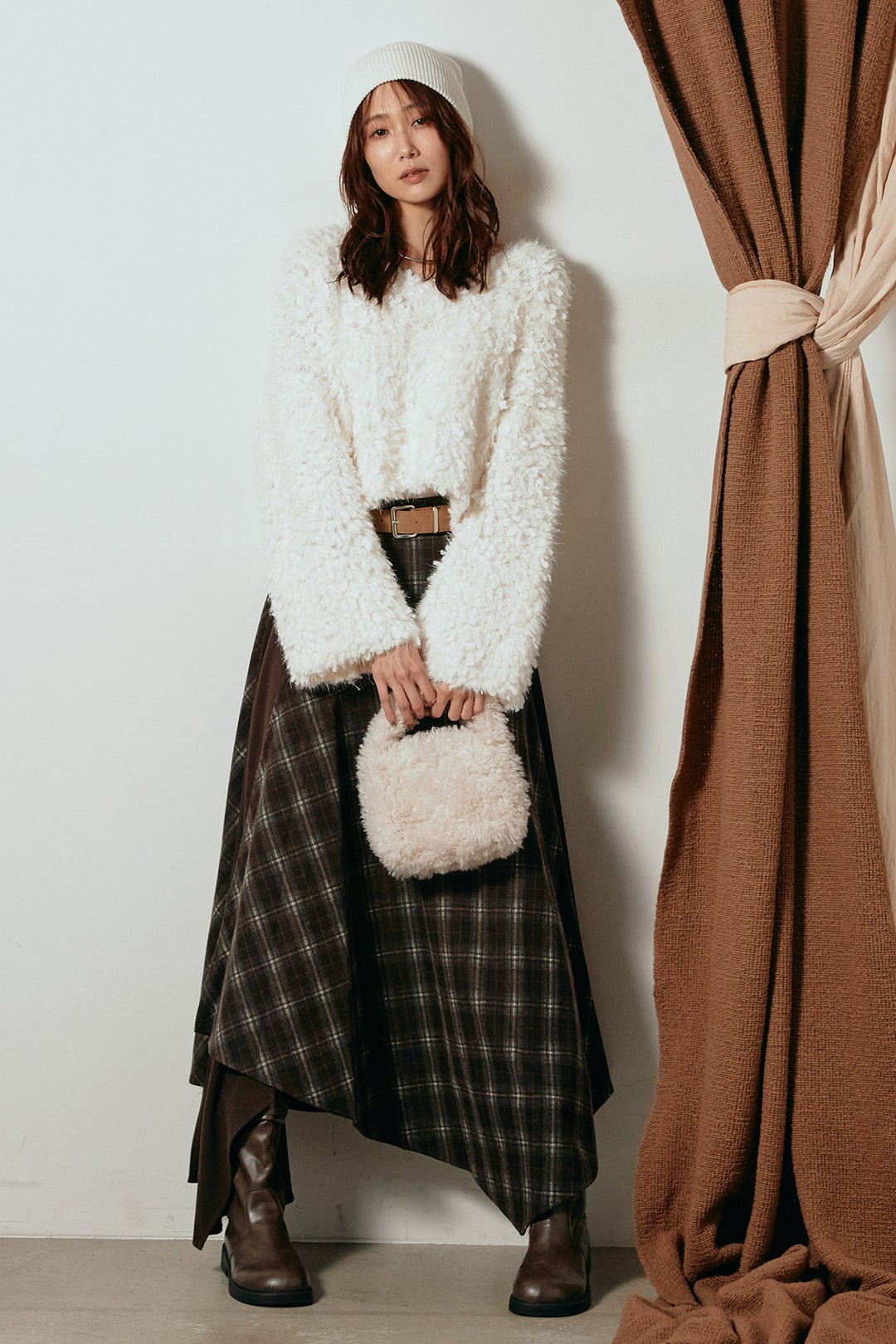 [SET]深Vネックチョウチョヤーンニットトップス+フェイクレザーベルト付き切り替えタータンチェックスカート(2set)