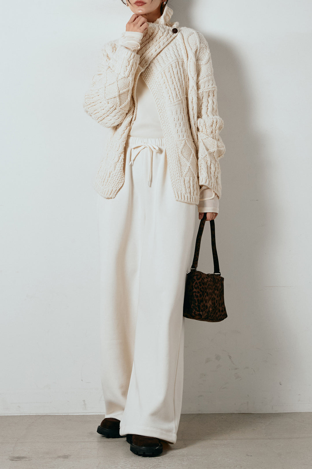 [SET]ビッグカラーケーブル編みニットトップス+裏起毛スウェットワイドパンツ(2set)