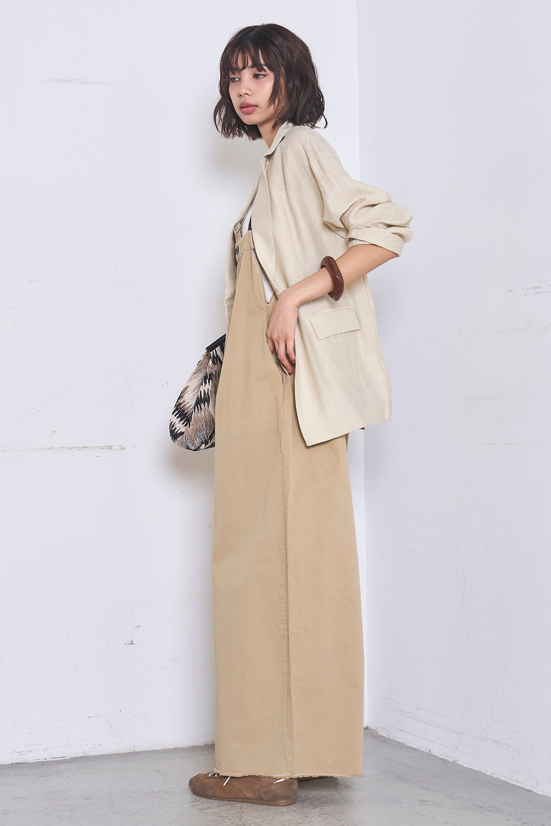 [SET]リネンブレンドテーラードシアージャケット+綿ツイルアシメサロペット(2set)