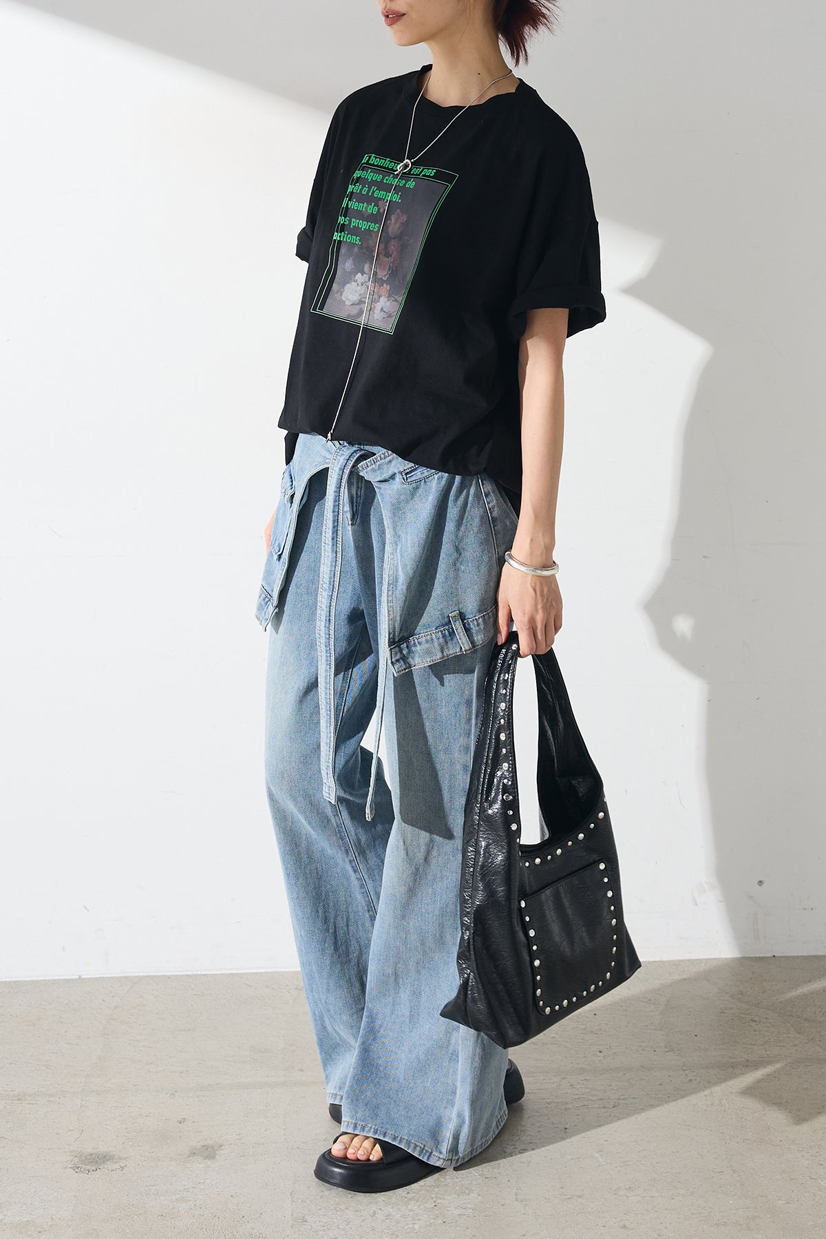 ESICA レイヤードデニム裾フレアパンツ SET]フラワーBIGTシャツ+レイヤードデニム裾フレアパンツ(2set