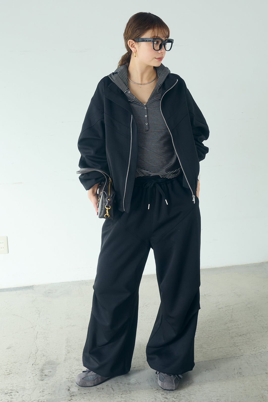 [SET]マルチ切り替えドルマンブルゾン+ランダムタックデザインワイドパンツ+ボーダーフーディーロンT(3set)