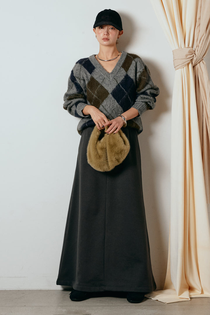[SET]アクリルモヘアアーガイルVネックプルオーバー+裏起毛スウェットロングマキシスカート(2set)