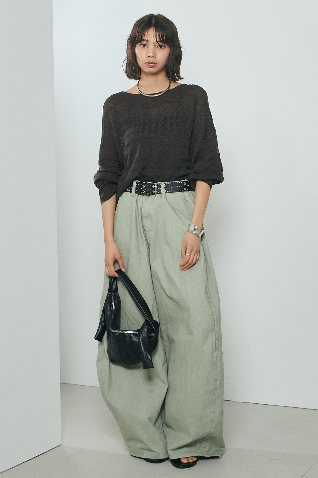 [SET]麻混リラックスニットトップス+ベルト付きカラーデニムパンツ(2set)