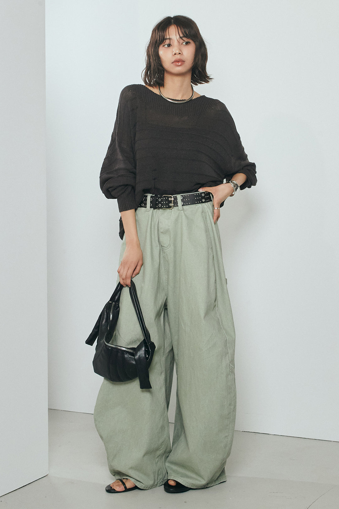 [SET]麻混リラックスニットトップス+ベルト付きカラーデニムパンツ(2set)