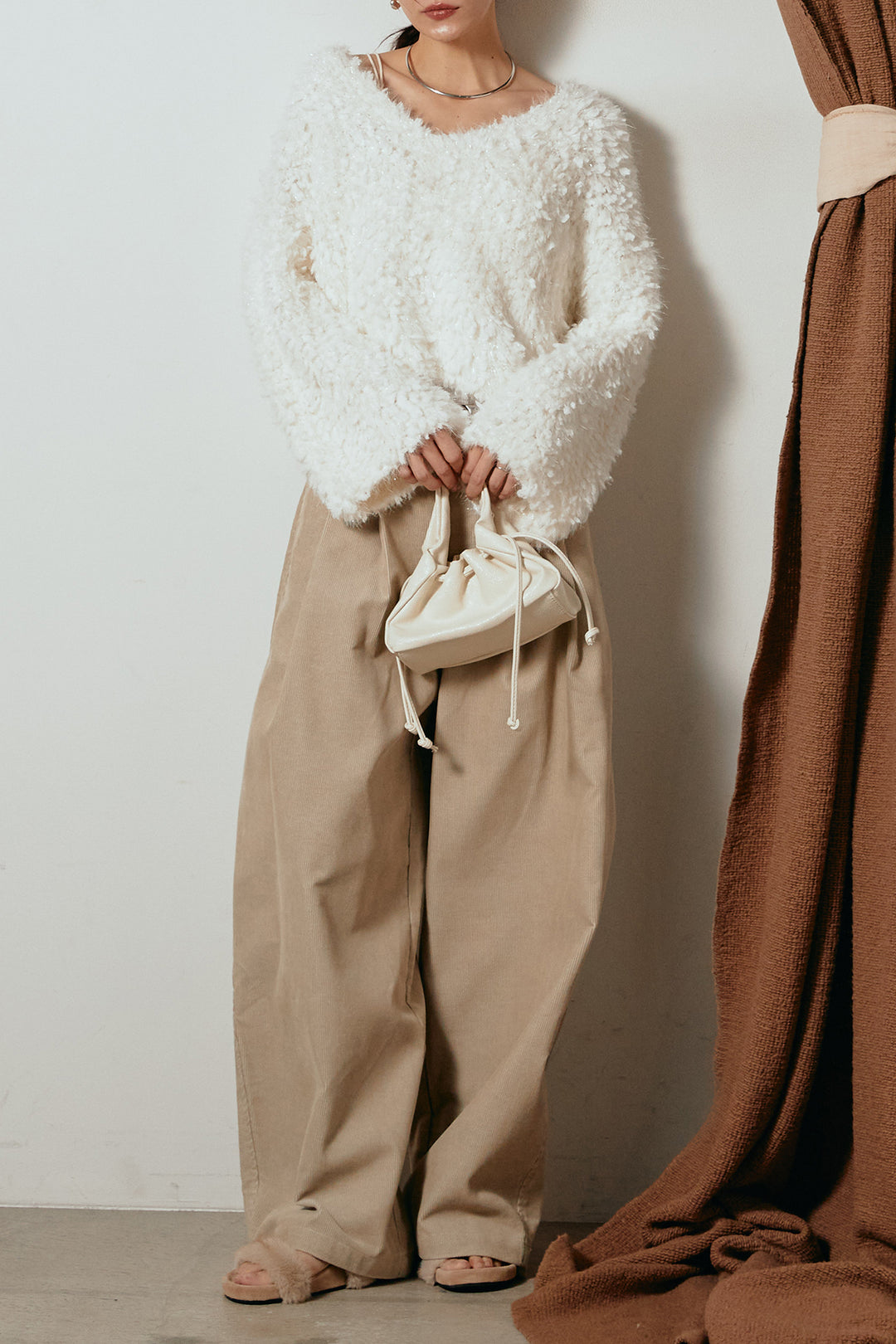 [SET]深Vネックチョウチョヤーンニットトップス+フロントタック入りコーデュロイパンツ(2set)