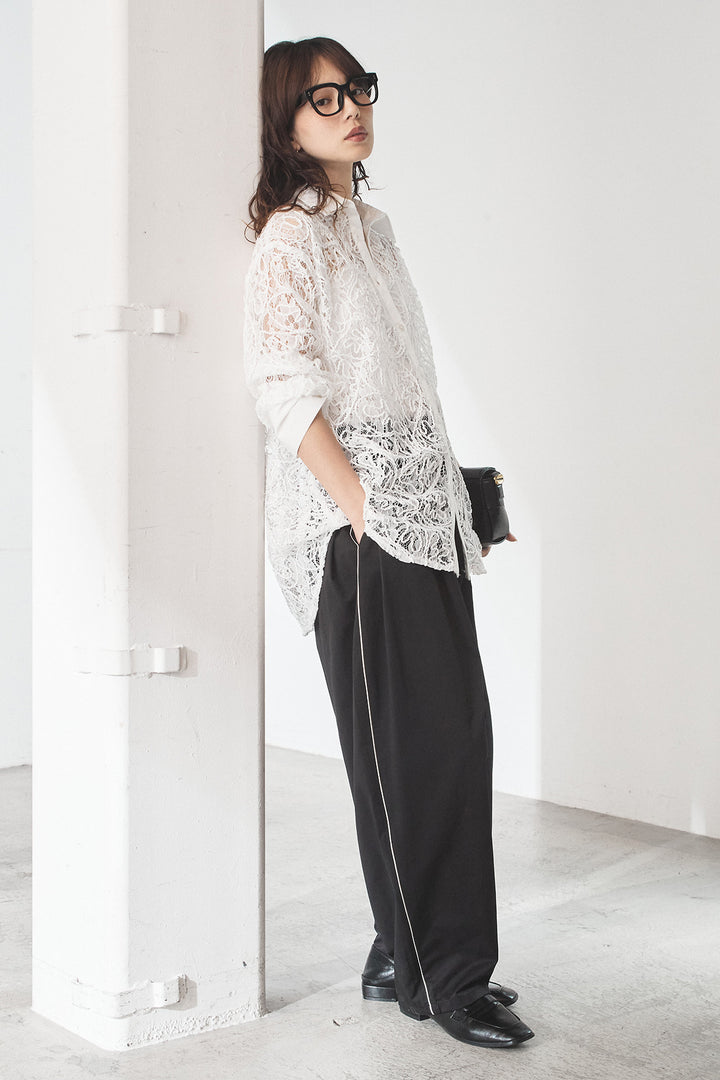 [SET]刺繍レースオーバーサイズシャツ+合繊ツイルパイピングタックカーブパンツ(2set)
