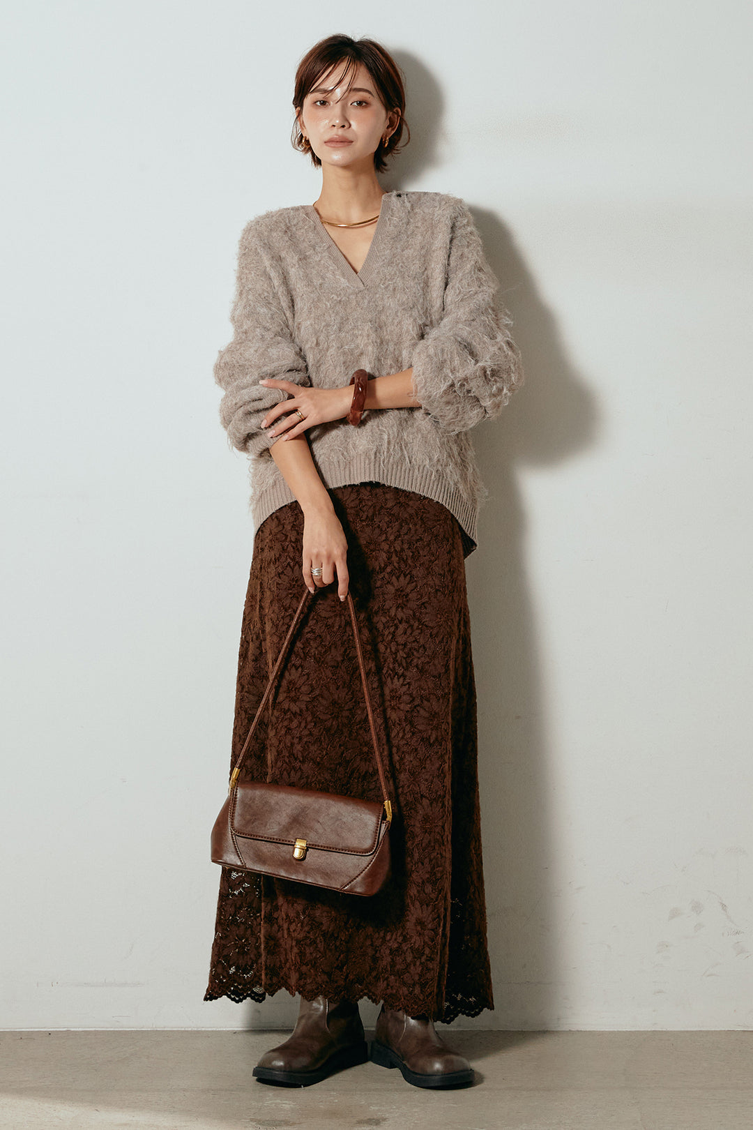 [SET]襟付きシャギーニットポロトップス+花柄刺繍ベロアフレアスカート(2set)