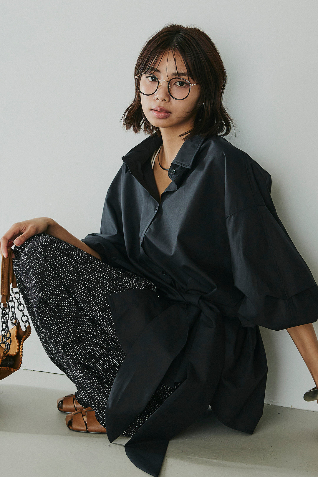 [SET]襟付き巻きデザインシャツ+シアーランダムドットラフパンツ(2set)