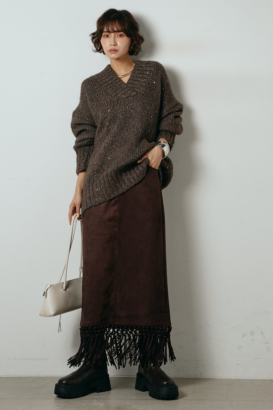 [SET]Vネックラメニットトップス+スウェードライク裾フリンジスカート(2set)