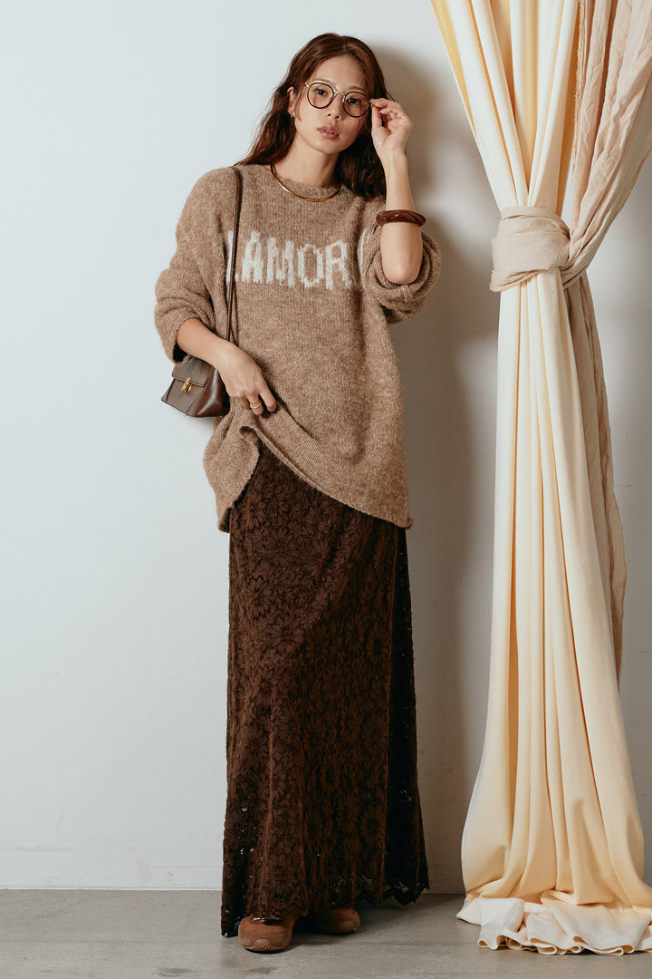 [SET]フロントロゴデザインニットトップス+花柄刺繍ベロアフレアスカート(2set)