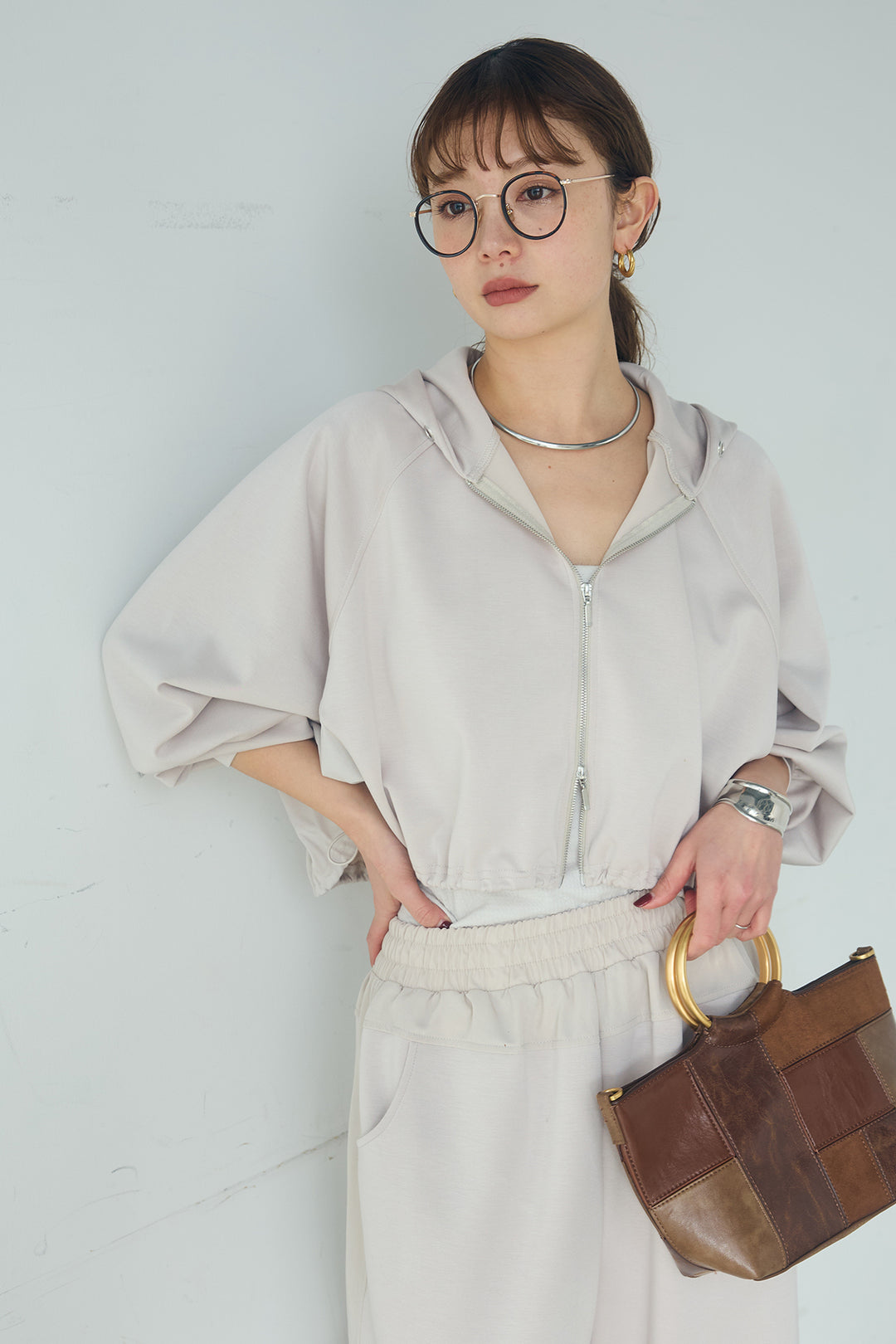 [SET]ドルマンショートフーディー+異素材切り替えスウェットパンツ(2set)