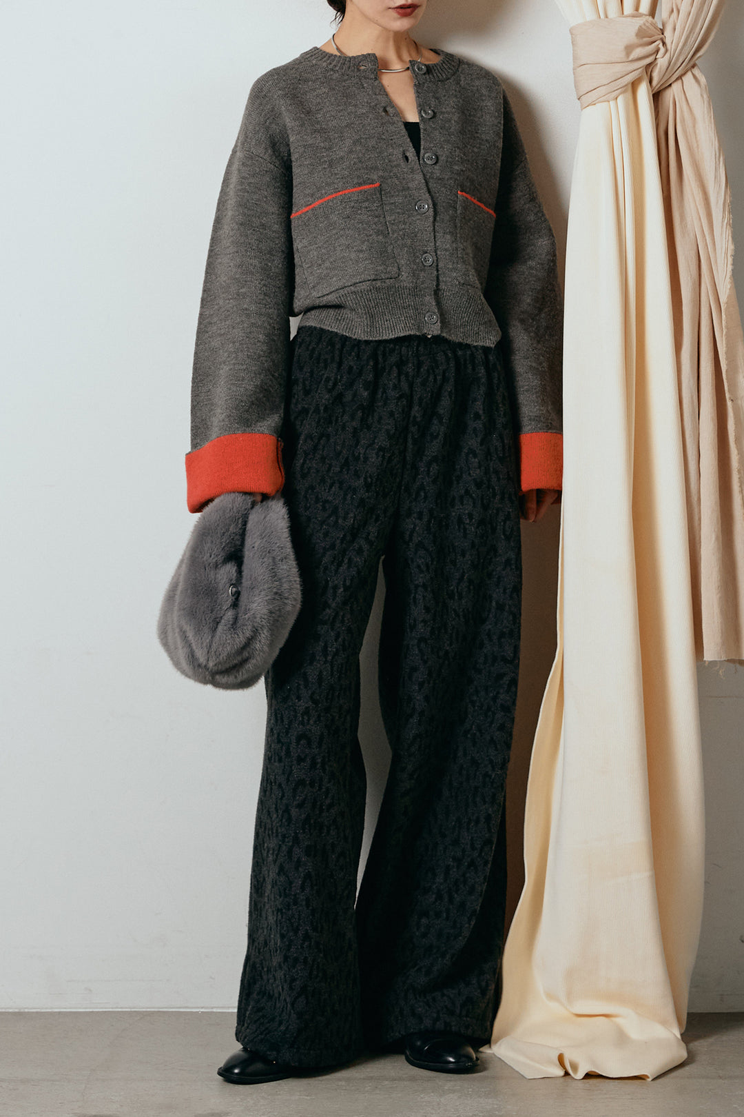 [SET]アルパカタッチダブルフェイスカーディガン+レオパードジャガードニットパンツ(2set)