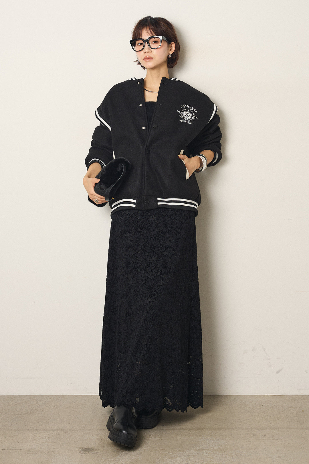 [SET]ワンポイントデザインブルゾン+花柄刺繍ベロアフレアスカート(2set)