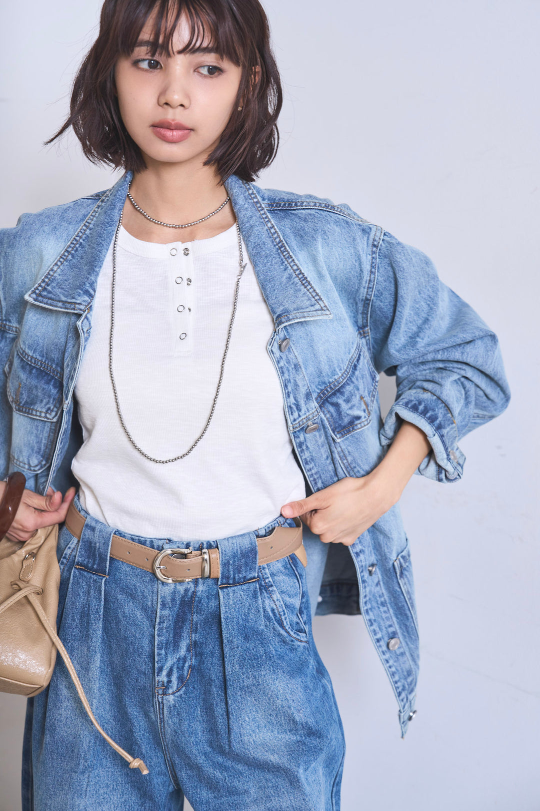 [SET]ケミカルデニムカバーオールジャケット+ベルトループワイドタックデニムパンツ+ヘンリーネックシアータンクトップ(3set)