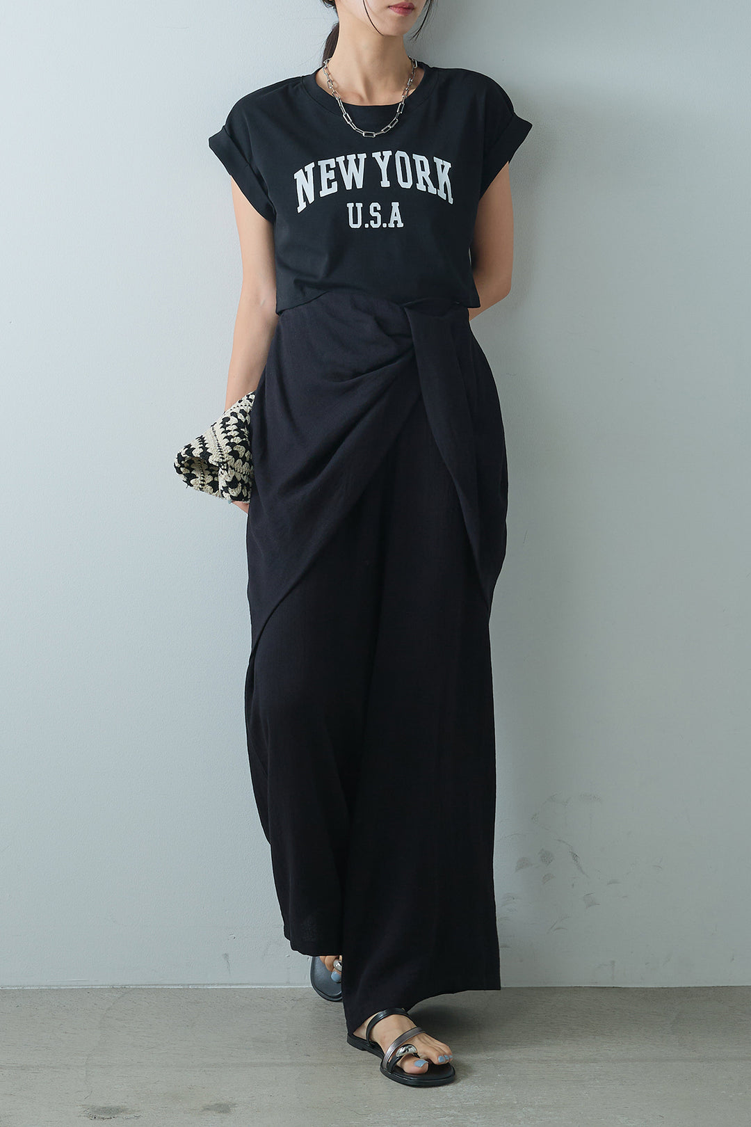[SET]ショート丈NEWYORKロゴTシャツ+ねじりデザインワイドパンツ(2set)
