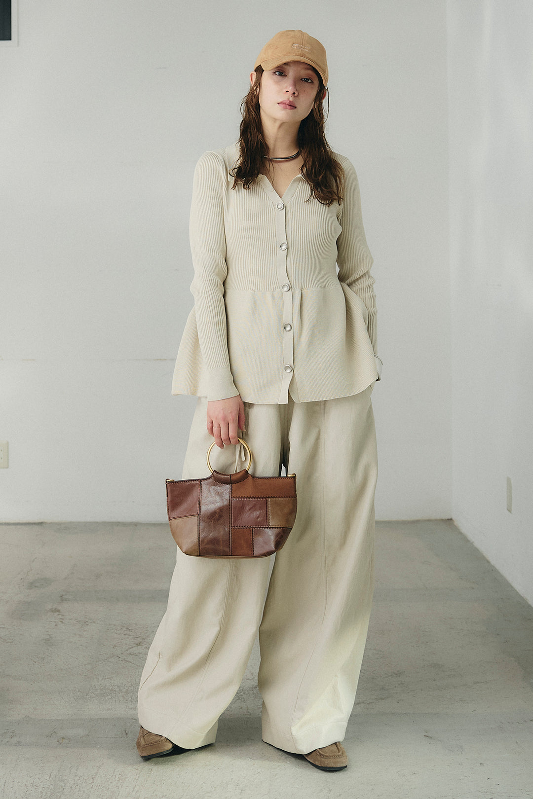 [SET]スキッパーペプラムニット+フェイクレザーカーブワイドパンツ(2set)