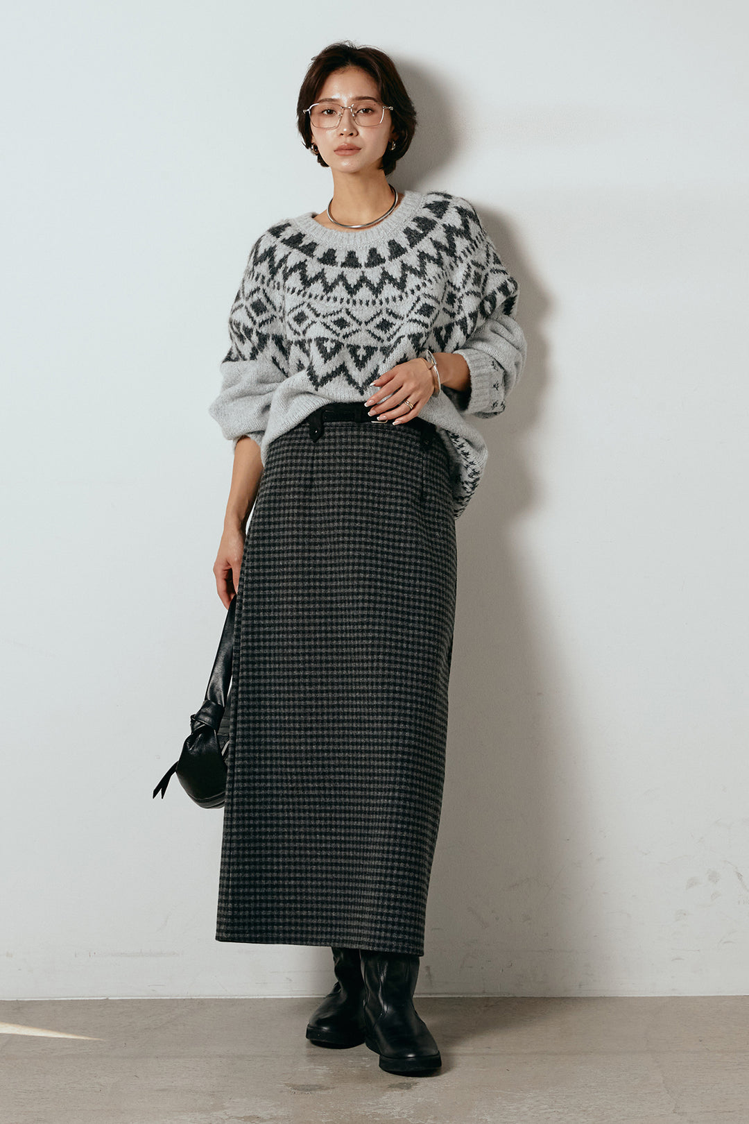 [SET]ノルディック柄Uネックプルオーバー+スエード調ベルト付きチェックナロースカート(2set)