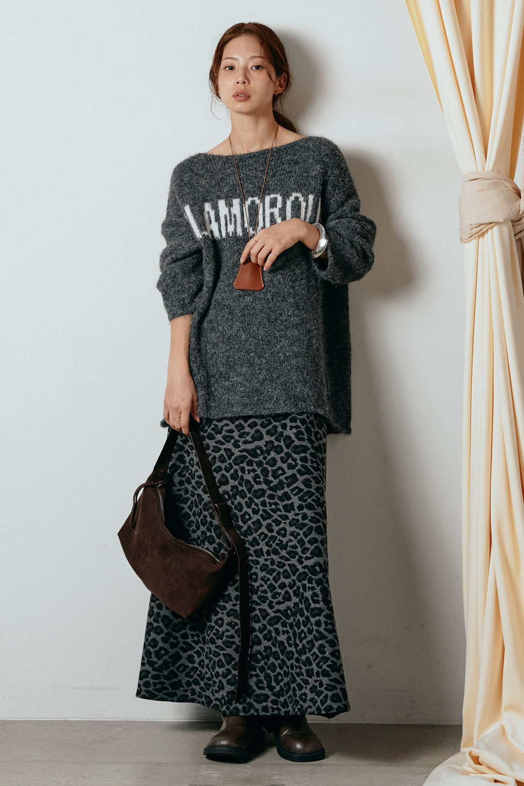 [SET]フロントロゴデザインニットトップス+レオパードロングスカート(2set)