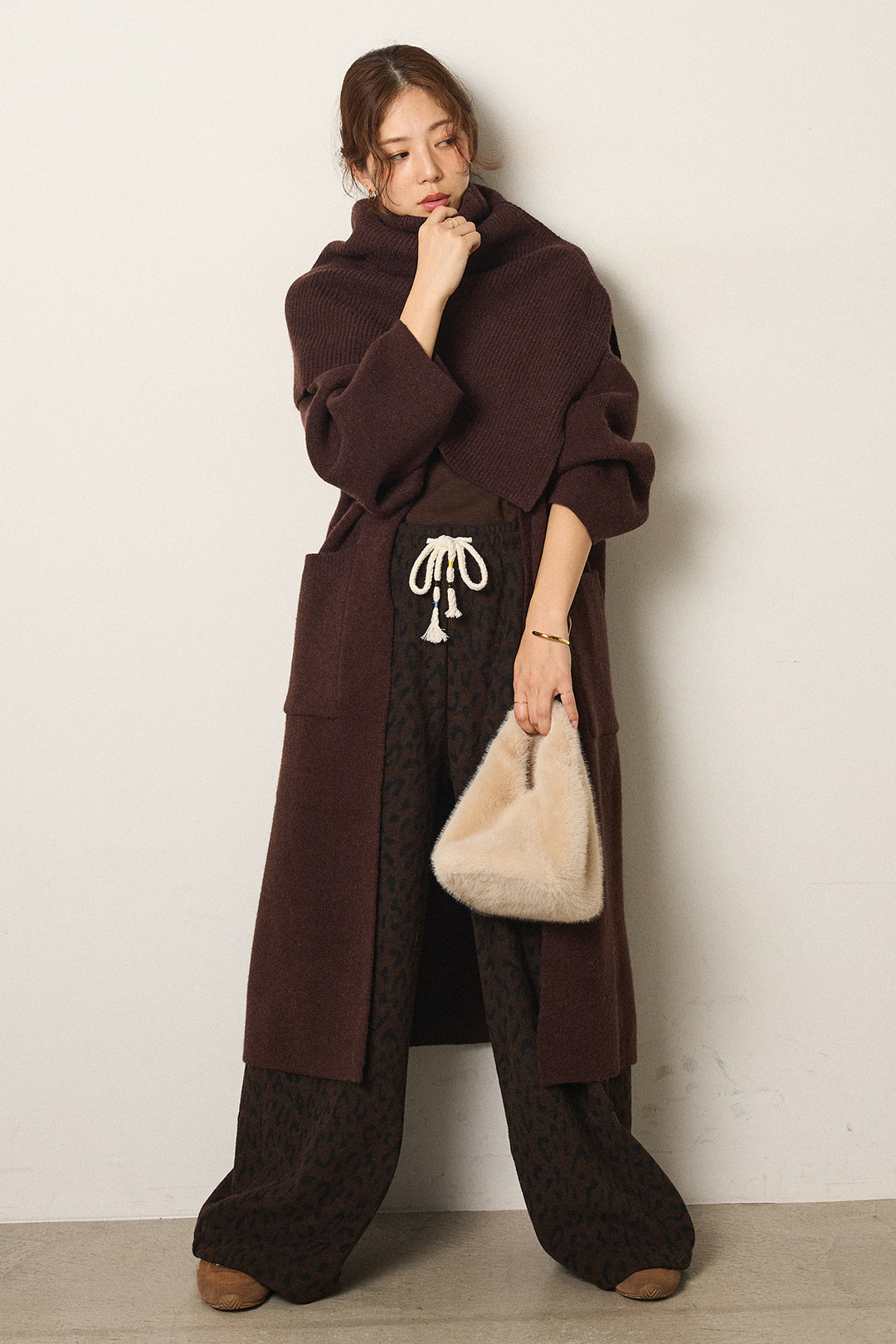 [SET]ケープレイヤードロングカーディガン+レオパードジャガードニットパンツ(2set)