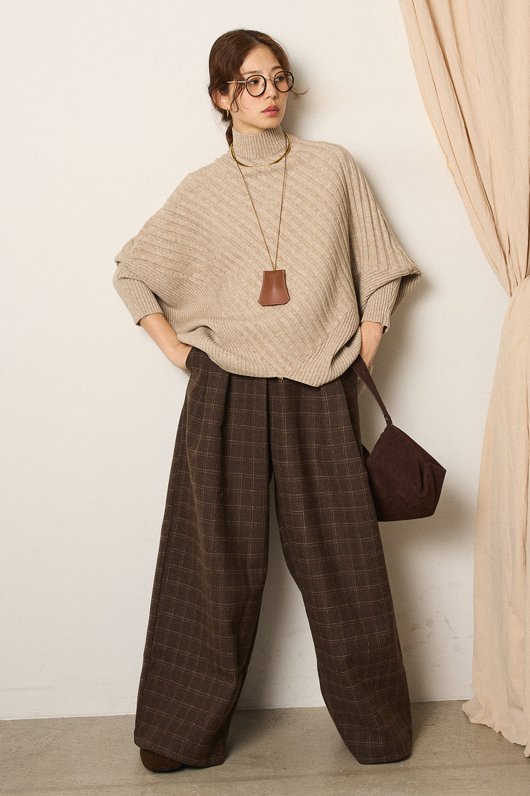 [SET]アシメデザインリブポンチョニットトップス+ウールライクチェックタックパンツ(2set)