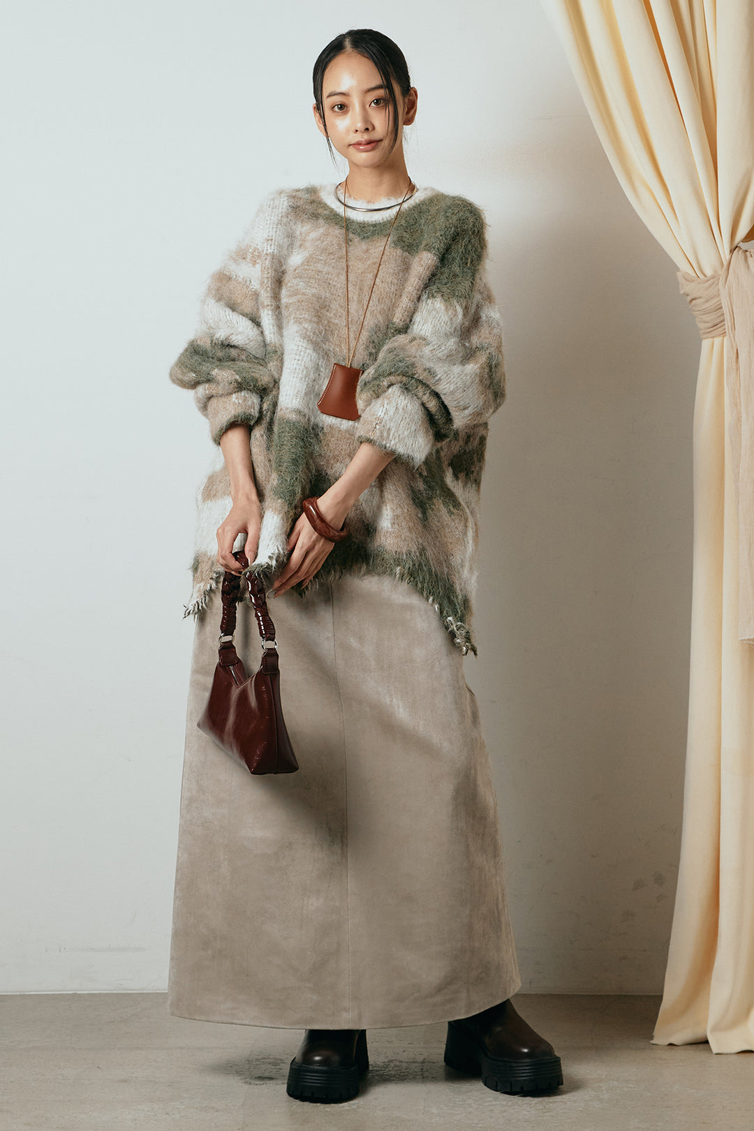 [SET]起毛裾デザインニュアンス柄ニットトップス+エコスウェードワイドスカート(2set)