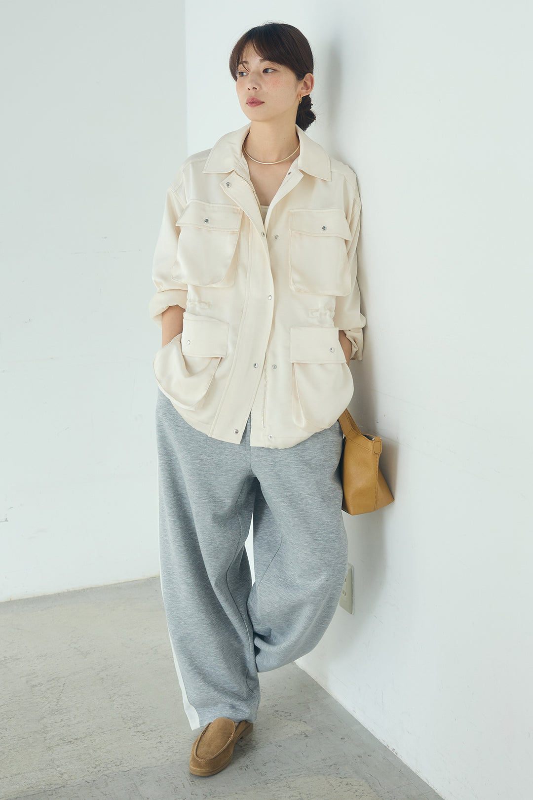 [SET]サテンライトブルゾン+異素材切り替えスウェットパンツ(2set)